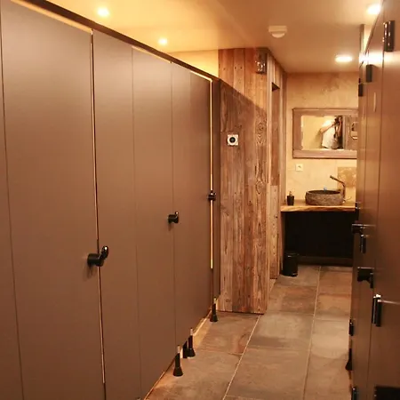 营地 Domaine De Carnin *